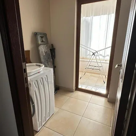 Corner Luxury Apart *